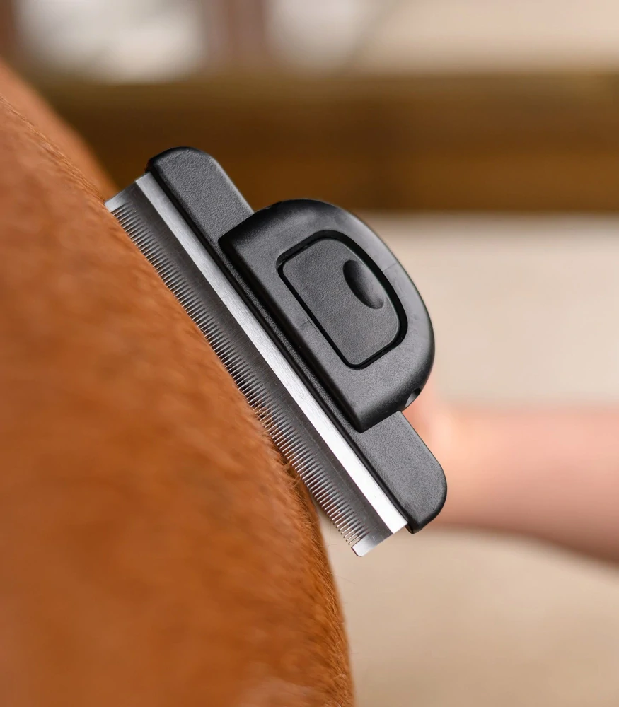 Furminátor na odstranění línající srsti